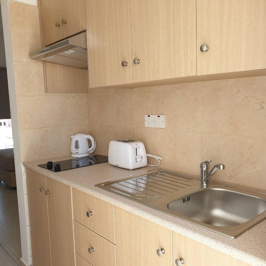 Napa Charles Apts Ayia Napa Exteriér fotografie